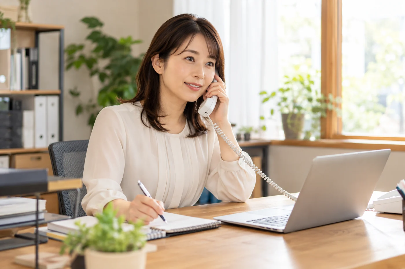 お問い合わせを受け付けるイメージ